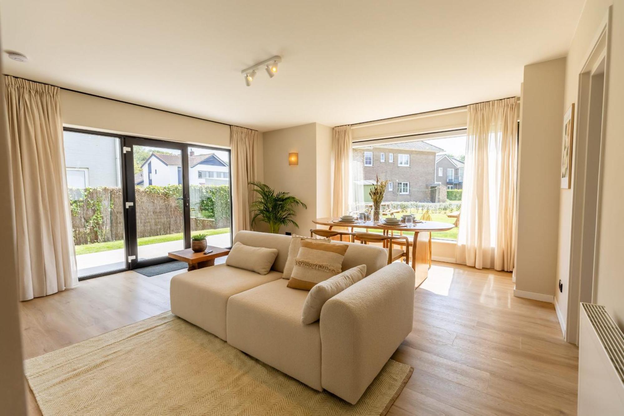 Huswell - Charming Apartment With Garden & Parking Cadzand Exterior photo