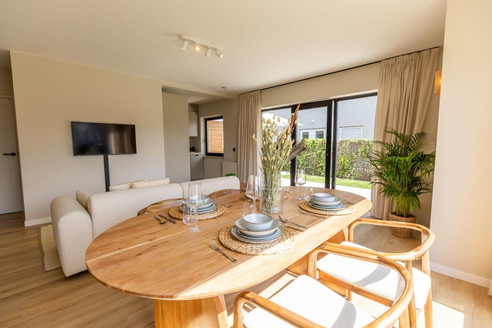 Huswell - Charming Apartment With Garden & Parking Cadzand Exterior photo